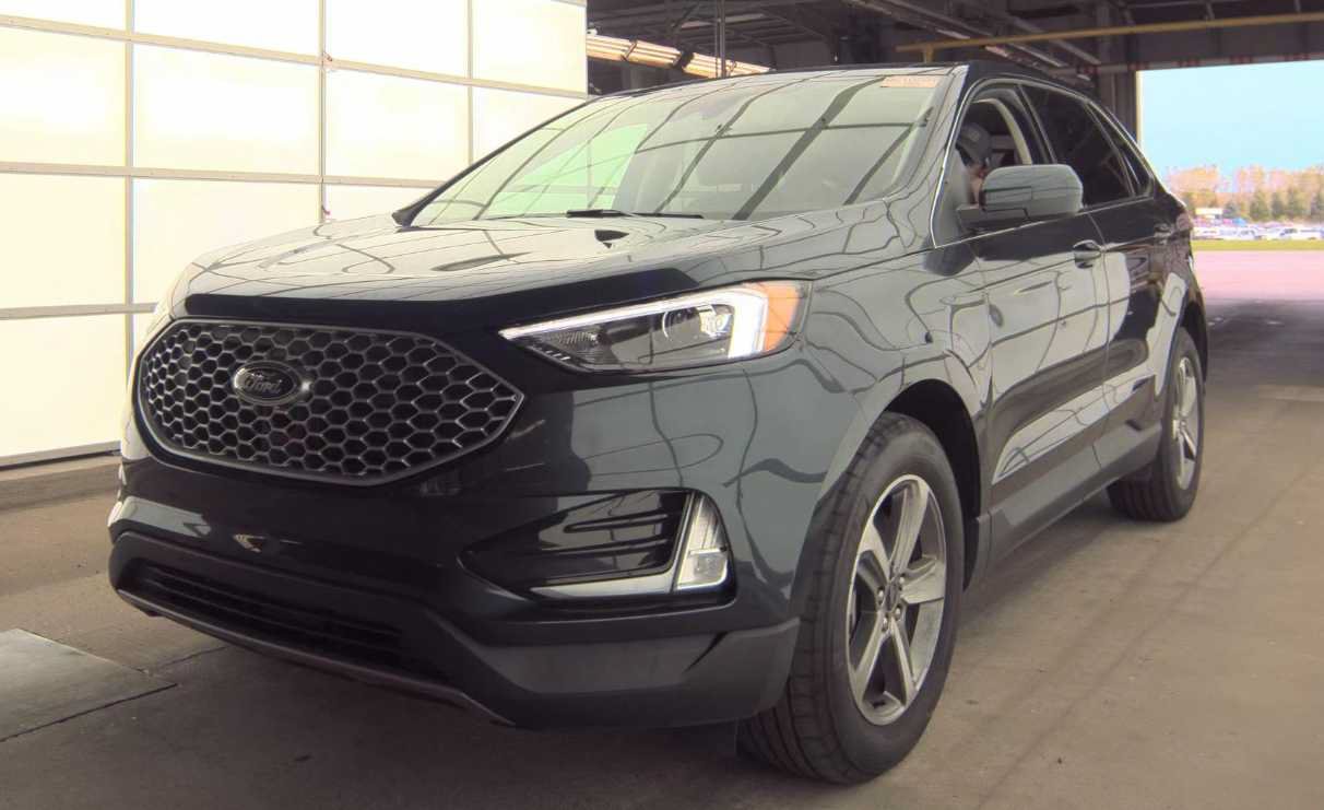 Used 2024 Ford Edge SEL w/ Convenience Package AWD/4WD image 1