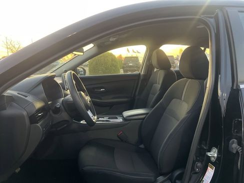 Used 2024 Nissan Sentra SV image 12