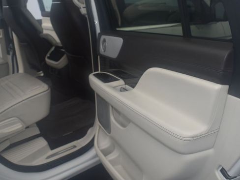 Certified 2022 Lincoln Navigator Black Label image 15