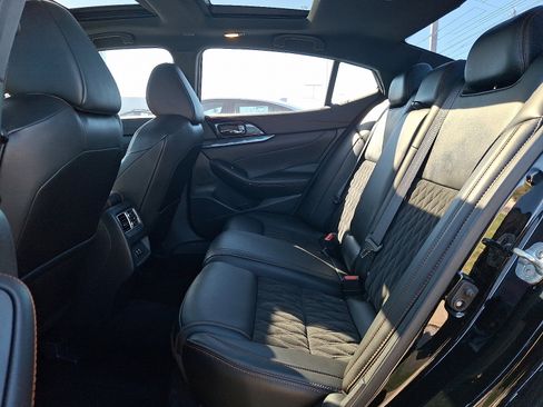 Certified 2023 Nissan Maxima SR w/ Sport Mat Group image 11