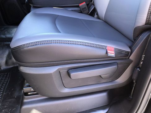 New 2026 RAM 2500 Tradesman w/ Chrome Appearance Group image 22