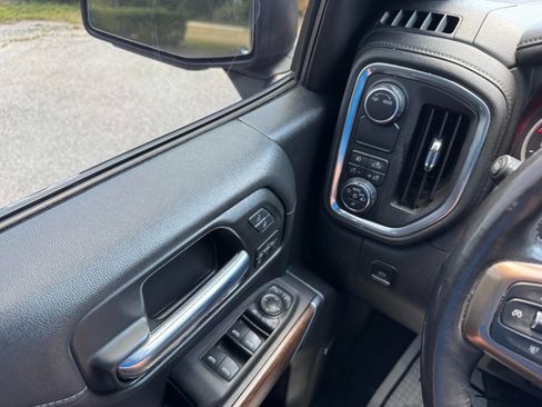 Used 2020 Chevrolet Silverado 1500 High Country w/ Safety Package II RWD image 55