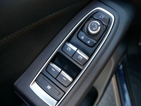Certified 2024 Subaru Ascent Touring AWD/4WD image 19