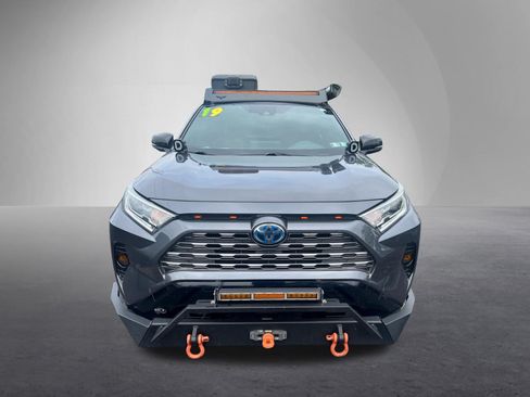 Used 2019 Toyota RAV4 XSE w/ Carpet Mat Package AWD/4WD image 9