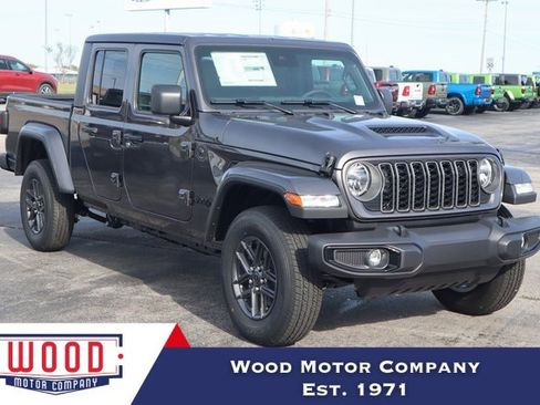 New 2025 Jeep Gladiator Sport image 1