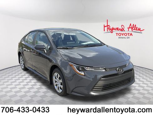 New 2026 Toyota Corolla LE image 1