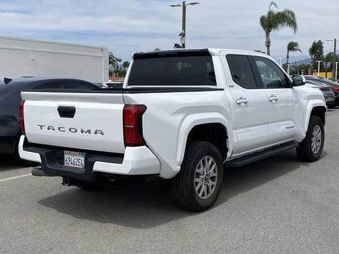 Certified 2025 Toyota Tacoma SR5 image 4