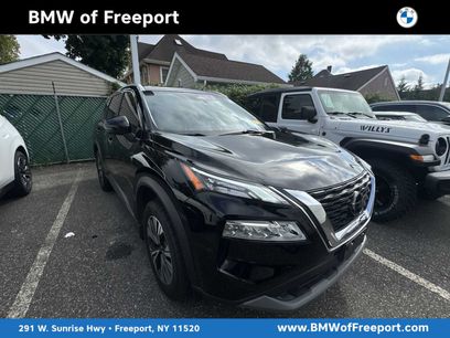 Used 2021 Nissan Rogue SV w/ Premium Package