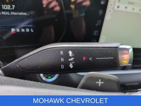 Certified 2025 Chevrolet Equinox LT AWD/4WD image 17