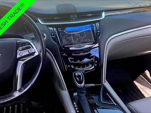 Used 2017 Cadillac XTS Luxury FWD image 9