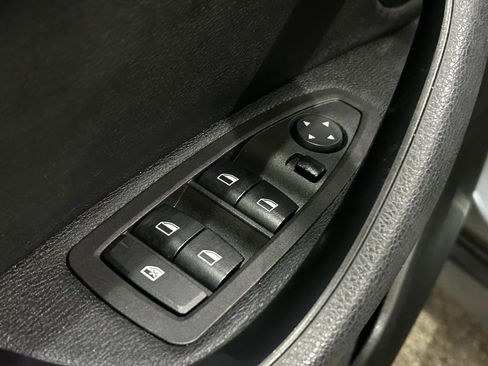 Used 2018 BMW X2 sDrive28i image 16