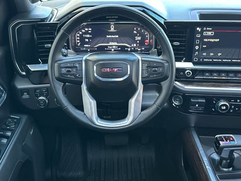 Used 2025 GMC Sierra 1500 Elevation w/ Elevation Premium Package AWD/4WD image 14