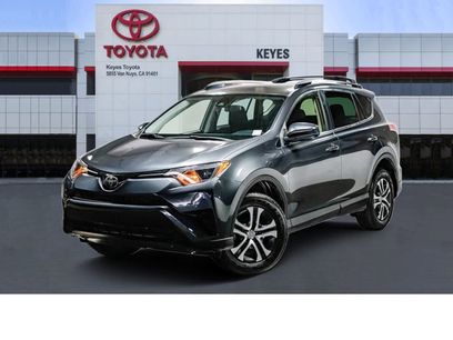 Used 2018 Toyota RAV4 LE w/ All Weather Liner Package