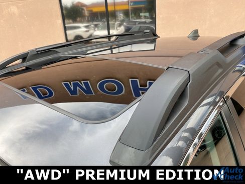 Used 2024 Subaru Outback Premium image 5