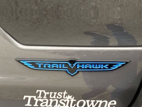 Used 2022 Jeep Grand Cherokee Trailhawk image 28