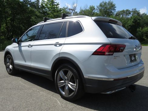 Used 2018 Volkswagen Tiguan SEL Premium AWD/4WD image 7