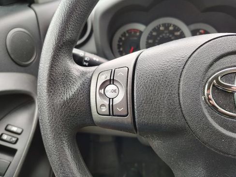 Used 2012 Toyota RAV4 4WD w/ Value Pkg image 11