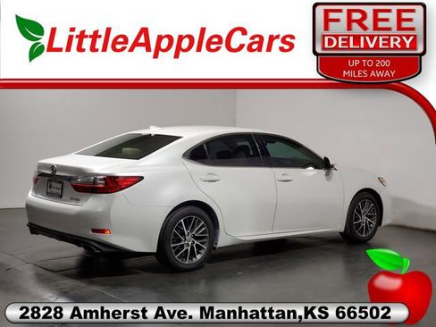Used 2017 Lexus ES 350 w/ Luxury Package image 30