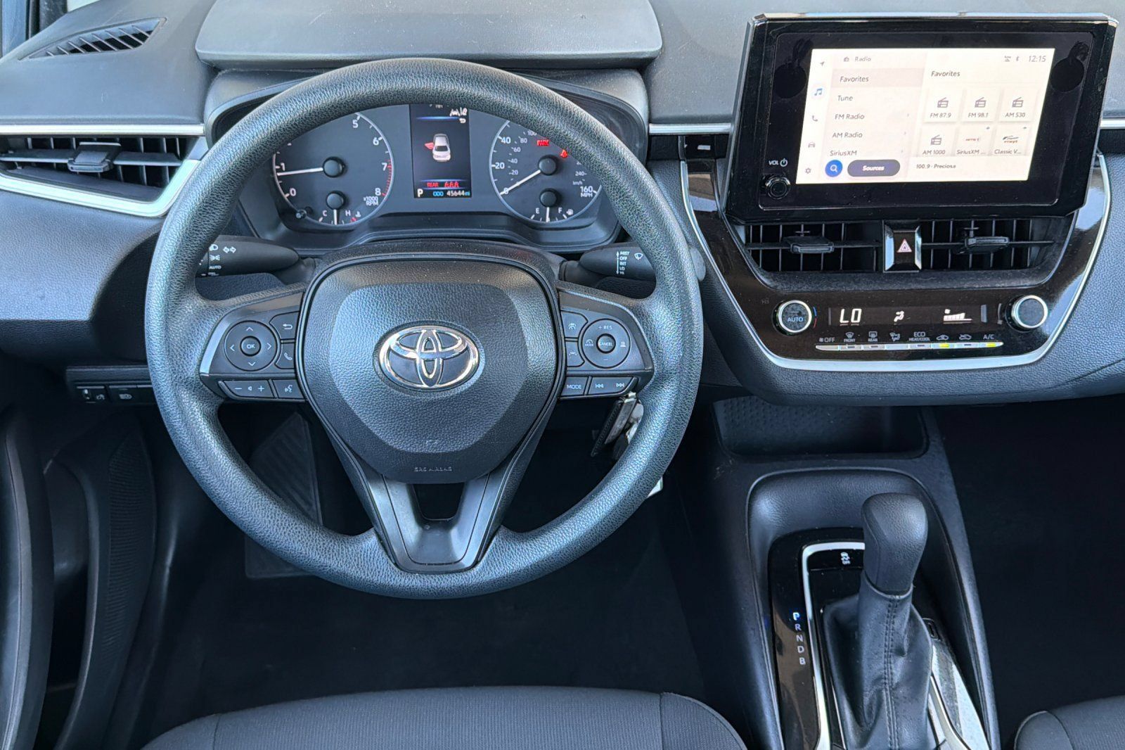 Used 2025 Toyota Corolla LE FWD image 18