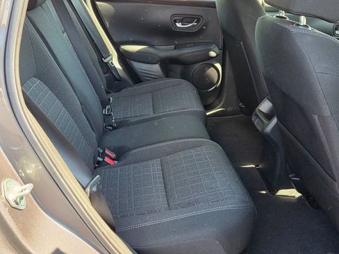 Used 2025 Honda HR-V LX image 14