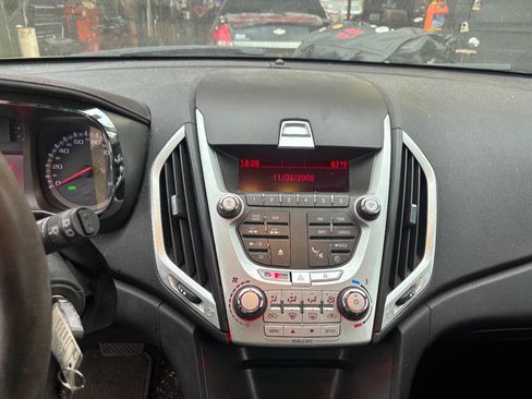 Used 2010 GMC Terrain SLE image 20