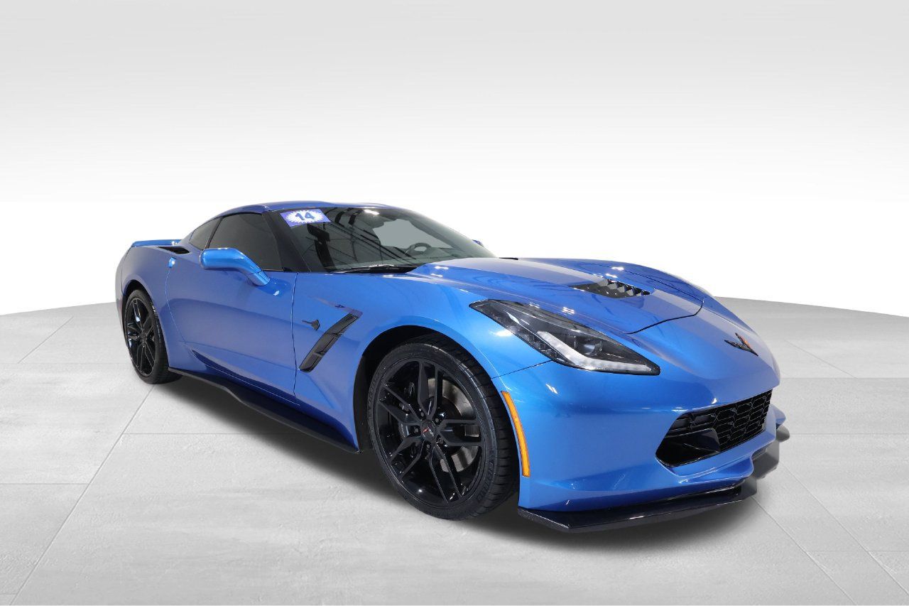 Used 2014 Chevrolet Corvette Stingray Coupe w/ 2LT Preferred Equipment Group RWD image 6