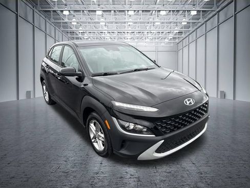 Used 2022 Hyundai Kona SE w/ Cargo Package FWD image 7