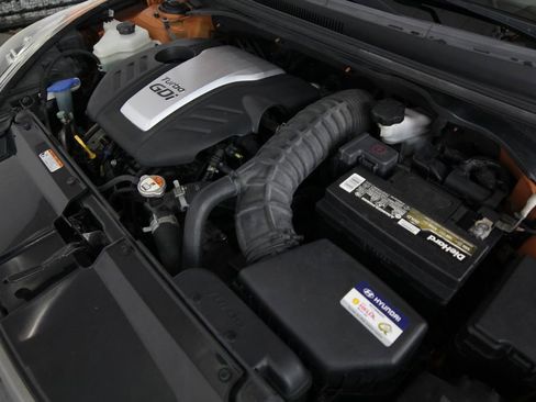 Used 2016 Hyundai Veloster Turbo FWD image 50