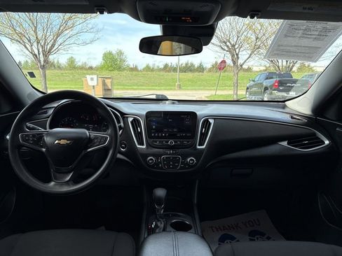 Used 2023 Chevrolet Malibu LT FWD image 23