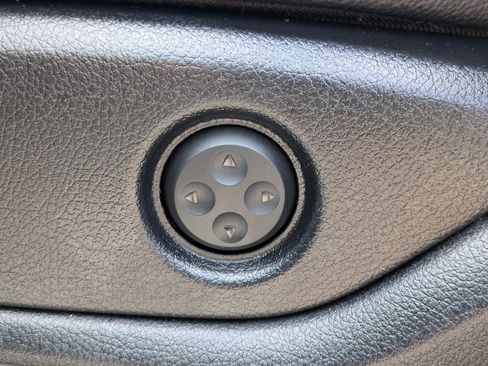 Used 2017 Mercedes-Benz GLE 350 image 23