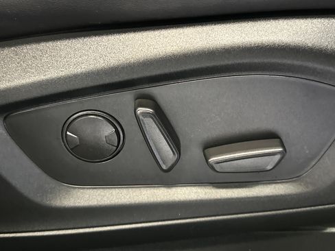 Certified 2023 Ford Explorer XLT w/ Equipment Group 202A image 25