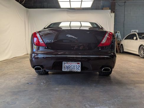 Used 2011 Jaguar XJ L RWD image 4