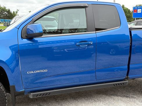 Used 2020 Chevrolet Colorado W/T w/ WT Convenience Package AWD/4WD image 13