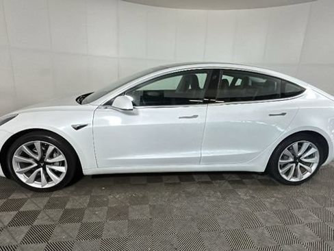 Used 2020 Tesla Model 3 Long Range AWD/4WD image 5