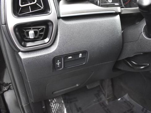 Used 2021 Kia Sorento S image 10