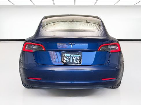 Used 2020 Tesla Model 3 Standard Range Plus image 5