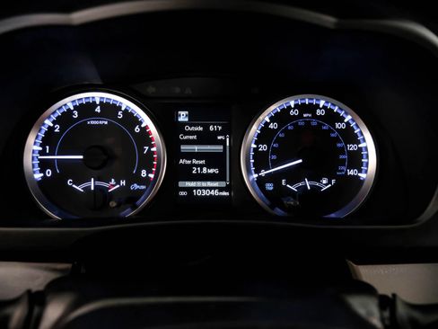 Used 2019 Toyota Highlander LE image 17