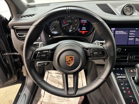 Used 2023 Porsche Macan GTS image 16