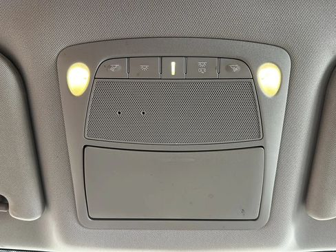 Used 2020 Nissan Pathfinder S AWD/4WD image 28