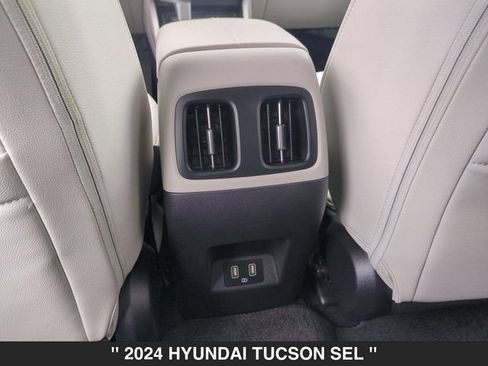 Used 2024 Hyundai Tucson SEL w/ Convenience Package AWD/4WD image 30