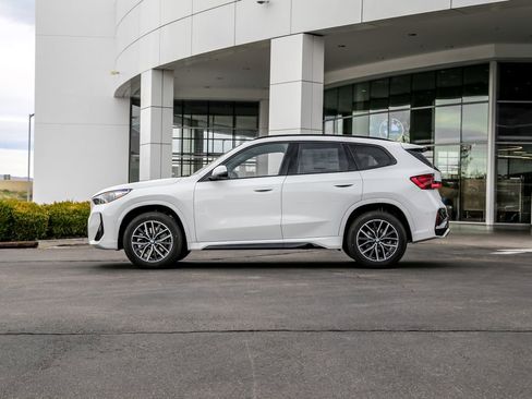 New 2026 BMW X1 xDrive28i image 2