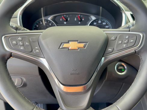 Used 2024 Chevrolet Equinox LT FWD image 10