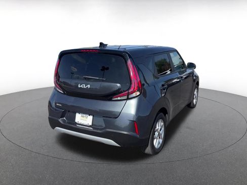 Used 2025 Kia Soul LX w/ LX Technology Package FWD image 15