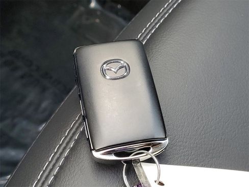 New 2025 MAZDA CX-5 AWD 2.5 S w/ Preferred Package image 32