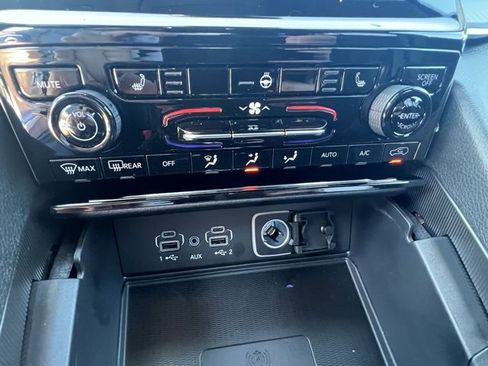 New 2025 Jeep Grand Cherokee L Altitude image 18