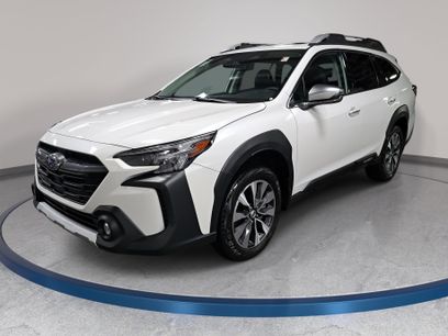 Used 2025 Subaru Outback Touring XT w/ Popular Package #2