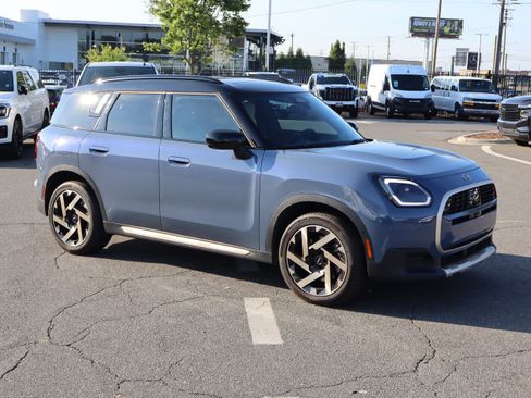 Used 2025 MINI Cooper Countryman S AWD/4WD image 2