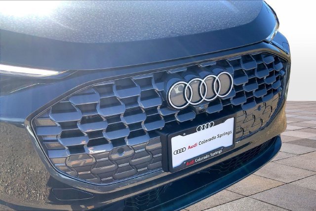 Used 2025 Audi Q5 Premium AWD/4WD image 30