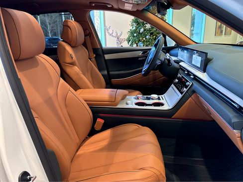 New 2026 Genesis GV80 2.5T Advanced image 14