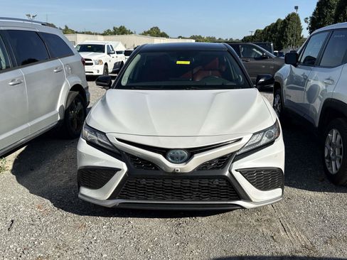 Used 2025 Toyota Camry LE FWD image 2